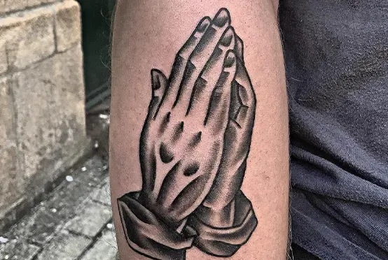 Tatouage traditionnel près de Le Faou